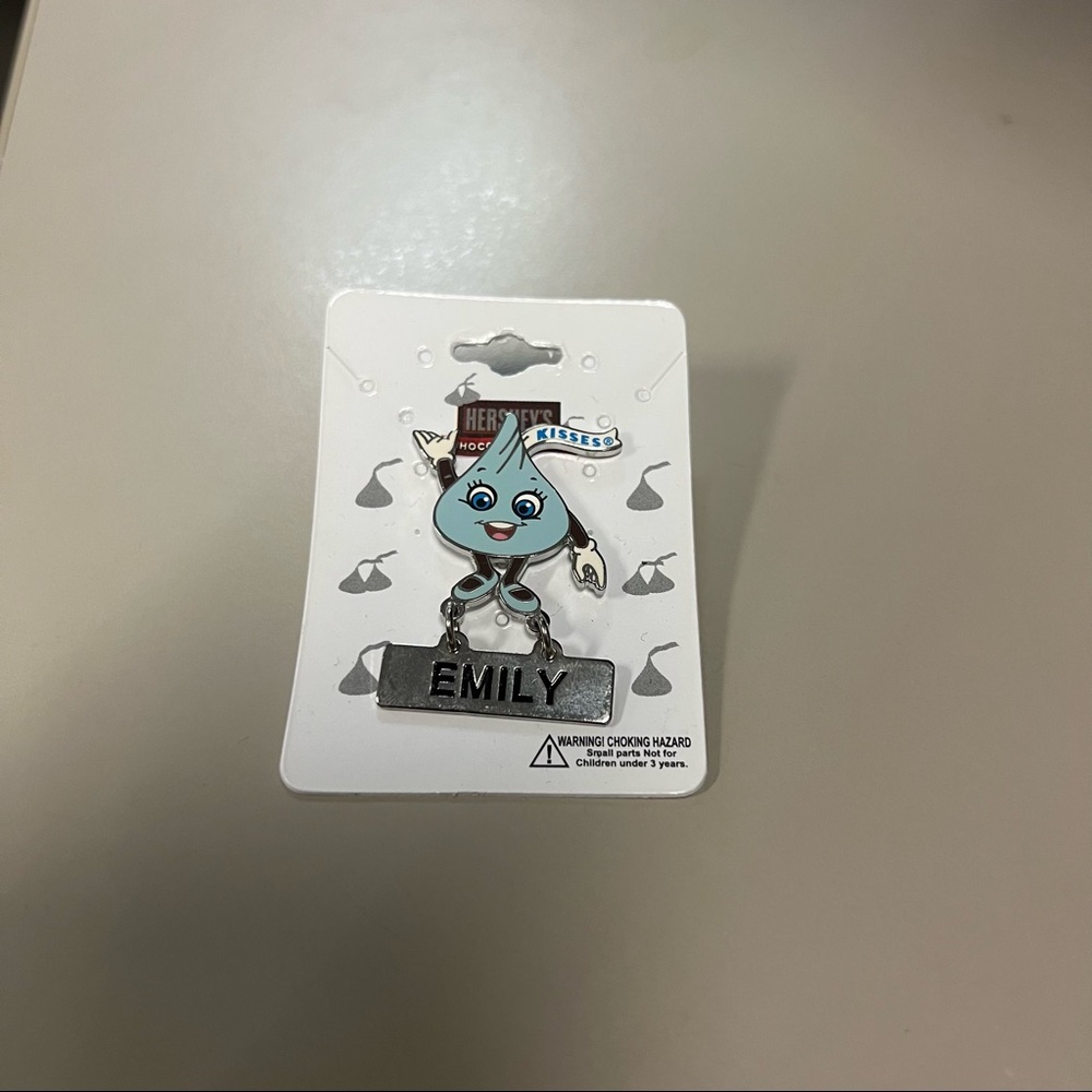Hershey’s Name Pin